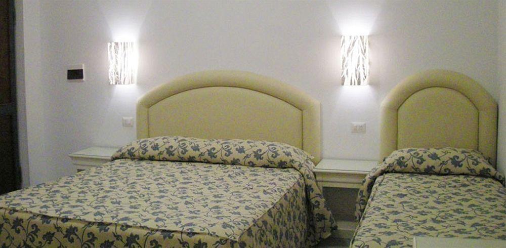 Resort Villaggio Oasis カプチオ・パエストゥム エクステリア 写真