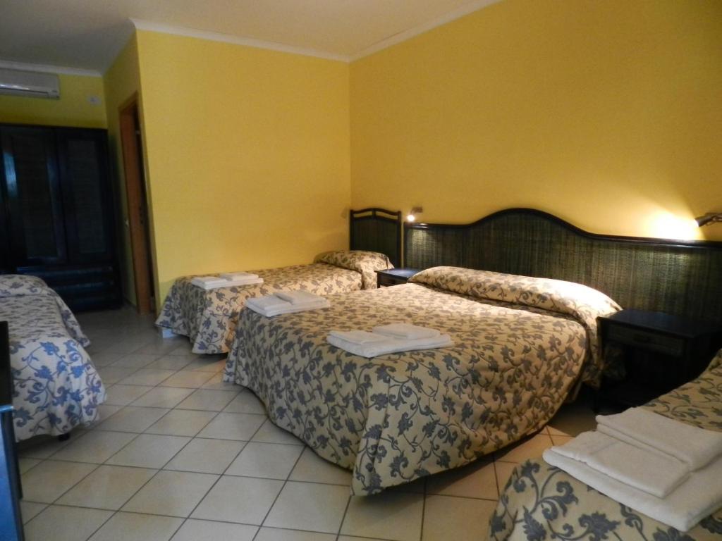 Resort Villaggio Oasis カプチオ・パエストゥム 部屋 写真